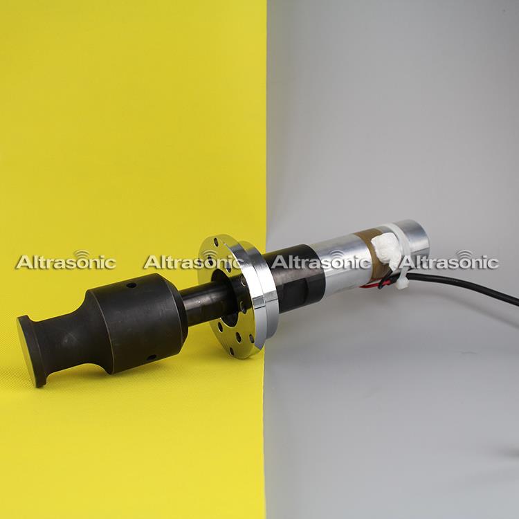 20Khz Qrun bil-welding ultrasoniku (21) .jpg